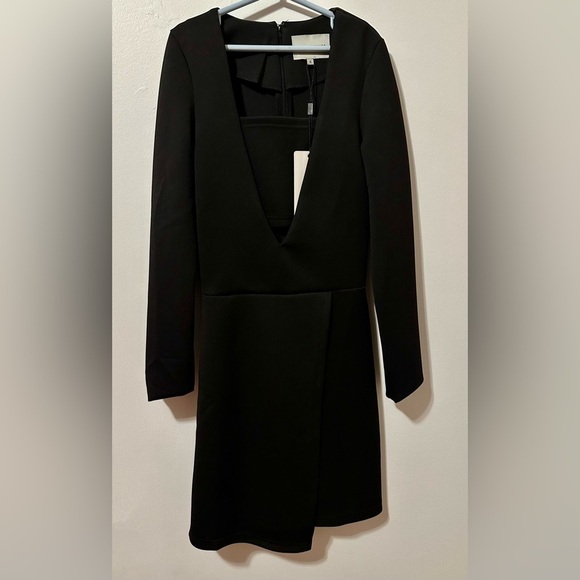 Lavish Alice Black Cutout Bandeau‎ Dress Size UK 6 - Picture 1 of 3